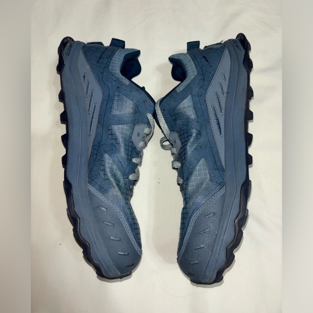 Altra Blue Athletic Running Shoes - Picture 10 of 11
